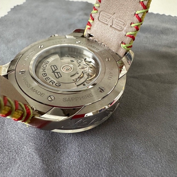 Bomberg - BB-01 Automatic Cure the BullDog - Limited Edition - Picture 8 of 8